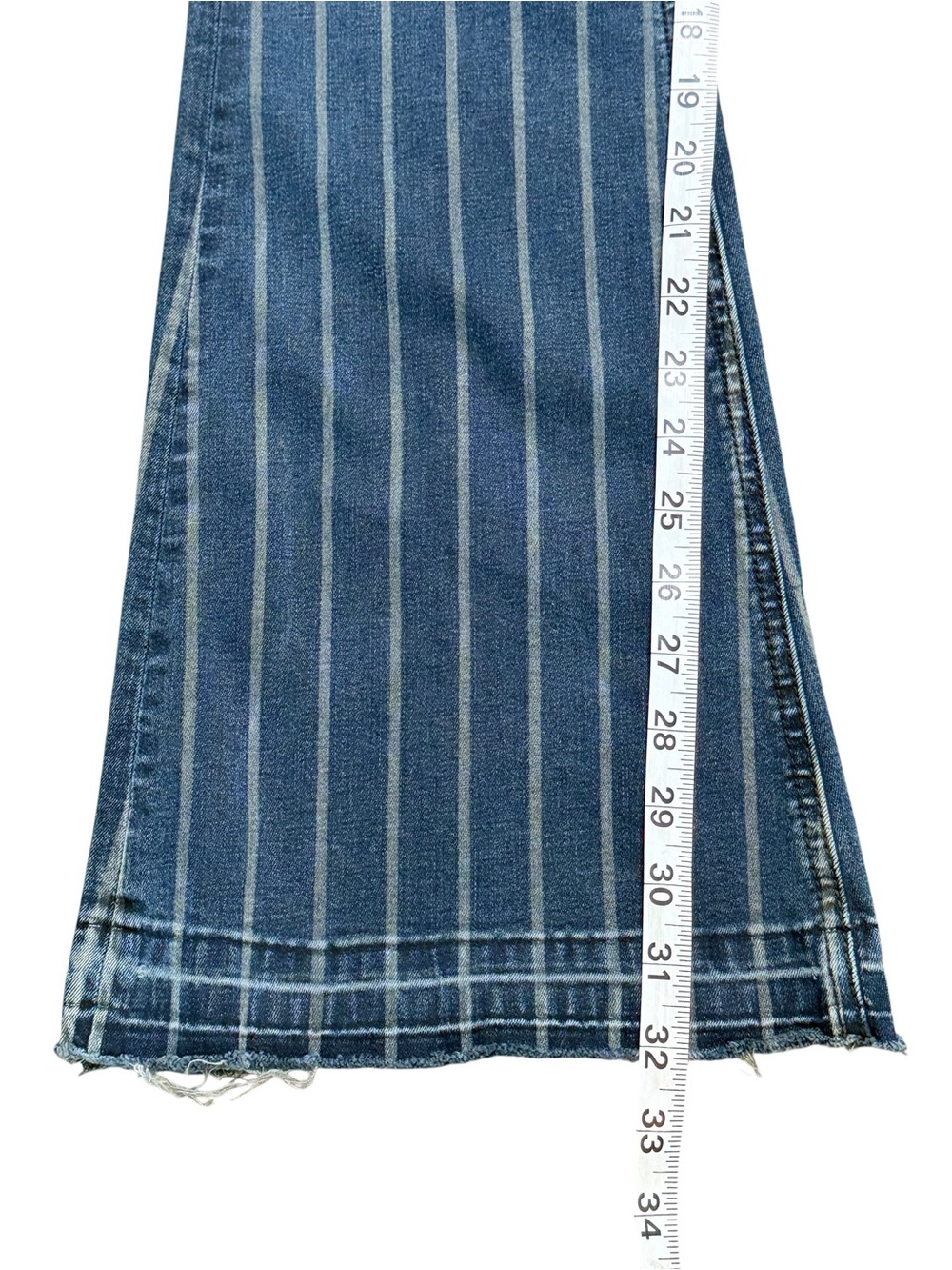 Rock & Roll Cowgirl Pinstripe Button Fly Flare Jeans Women’s 28x32 - Picture 9 of 10